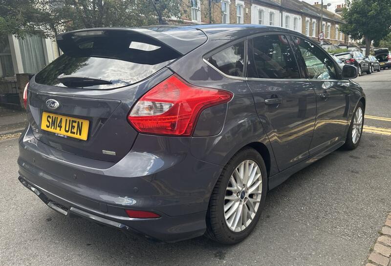 FORD FOCUS 1.0 T EcoBoost Zetec S 2014